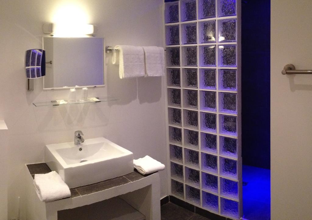 Hotel Holzer II Porto-Vecchio  Pokoj fotografie